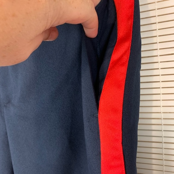 J. Crew navy with red tuxedo stripe cropped pants military size 6 petite - Picture 4 of 10